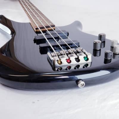 Ibanez Soundgear SR400 4-String Electric Bass Guitar - Black image 11