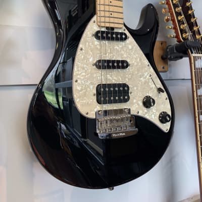 Ernie Ball Music Man Silhouette Special