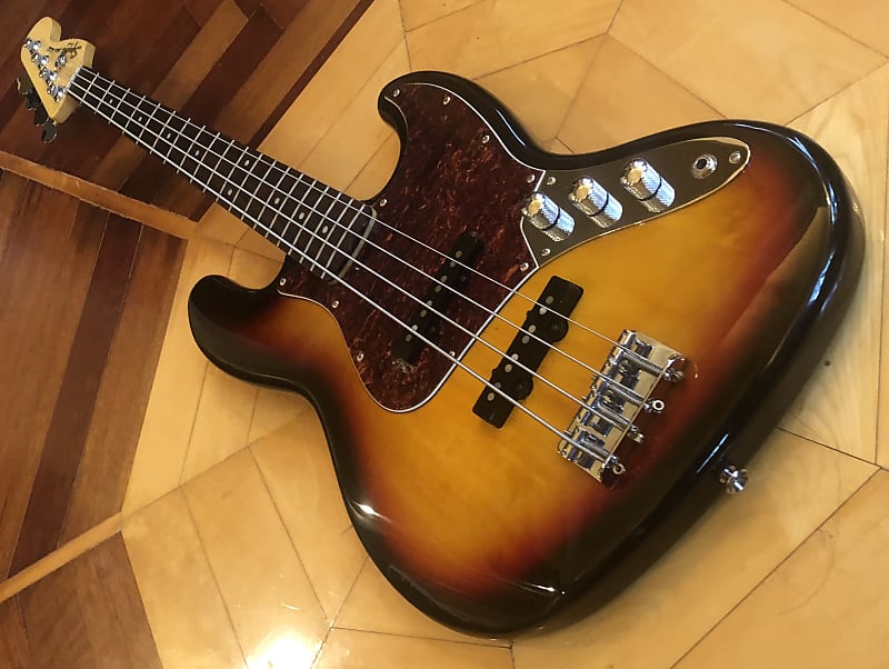 Squier Vintage Modified Jazz Bass