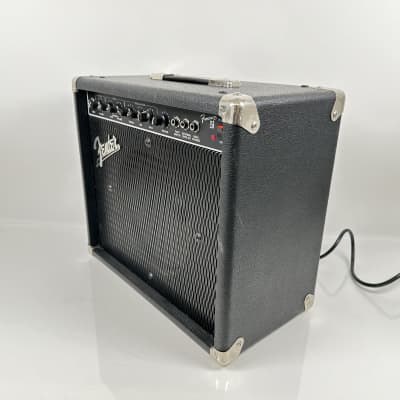 Fender Frontman 25R 2-Channel 25-Watt 1x8