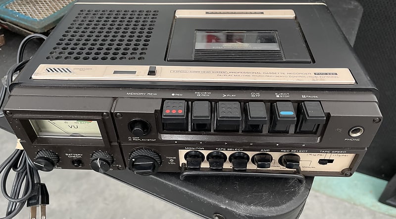 MARANTZ PMD 220 PRO STEREO CASSETTE RECORDER. For Parts sale Only