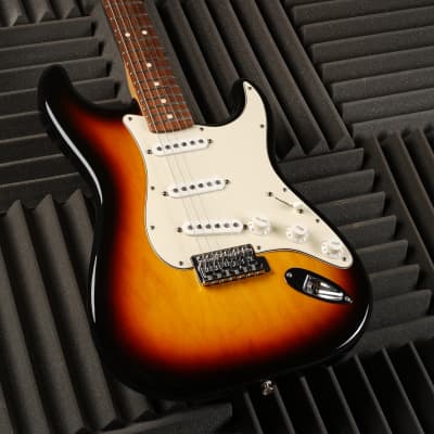 Fender Standard Stratocaster / American Standard Pickups 2007 - Brown Sunburst image 3