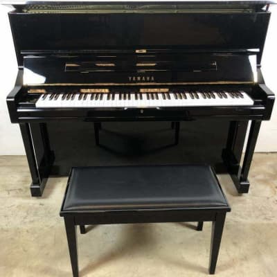 Yamaha U1 glossy / black Huge piano liquidation upright piano image 1