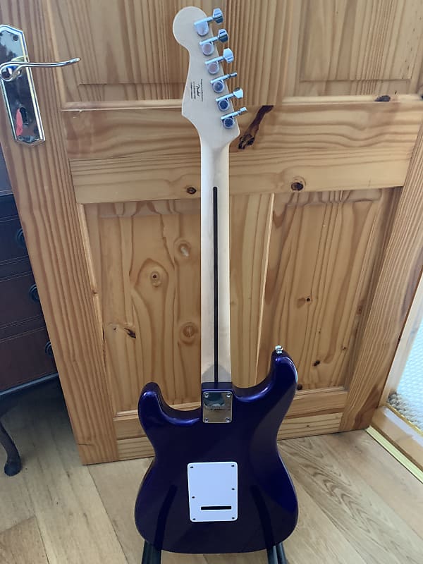 Squier fsr bullet stratocaster store in metallic purple