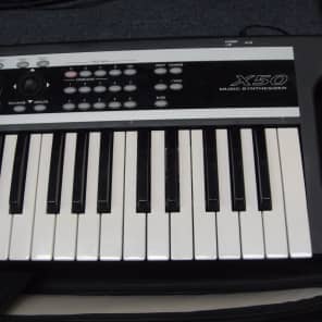 名機】KORG シンセサイザー X50-61 純正ケース付き｜Yahoo
