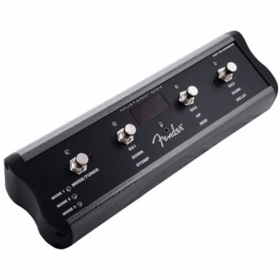 FENDER - 4-Button Footswitch: Preset Up Down  Quick Access  Effects On/Off  or Tap Tempo  with 1/4 Jack - 0080996000 image 3
