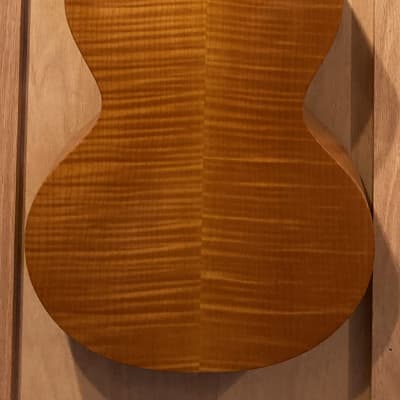 Scot Tremblay Nikolaus Georg Ries Hourglass Shaped Guitar - Natural image 2