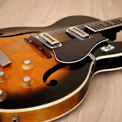 1962 Harmony Meteor R272 Vintage Guitar Regal-Branded w