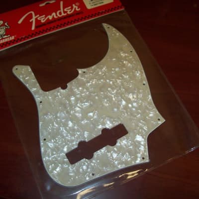 Fender American Standard Jazz Bass Pickguard, WHITE PEARL, 099-2170-000 image 1