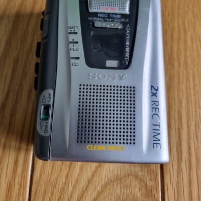 Sony Voice Recorder TCM-50DV Hand Held VOR Dictaphone Cassette Player  Working