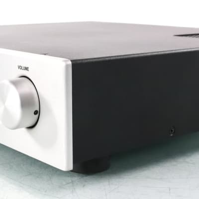 Rogue Audio RP-1 Stereo Preamplifier; RP1; Remote; Silver image 3