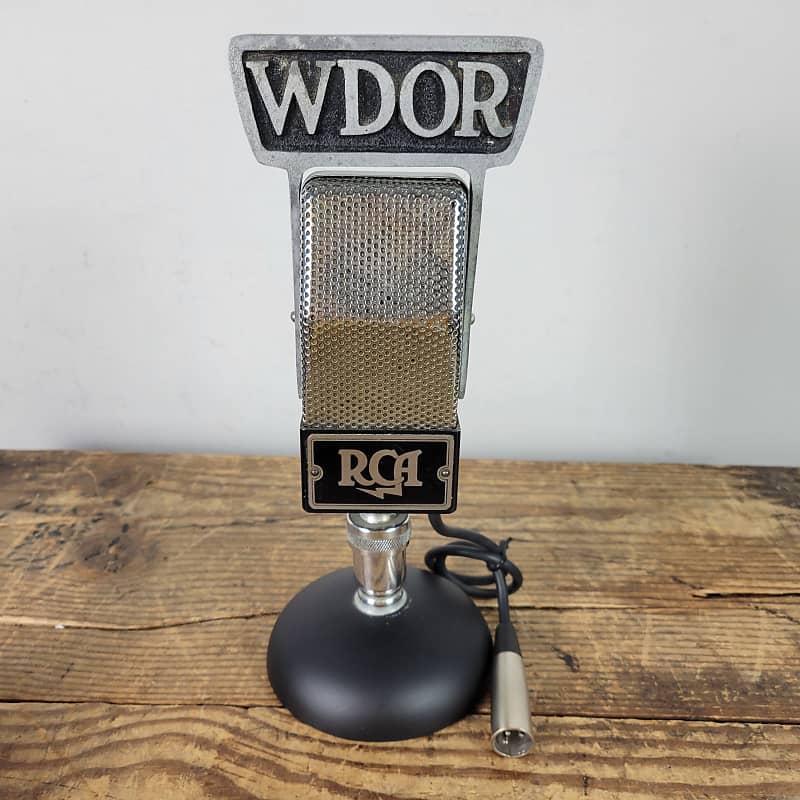 1950&rsquo;s RCA 74B Ribbon Microphone With WDOR Door County Station 