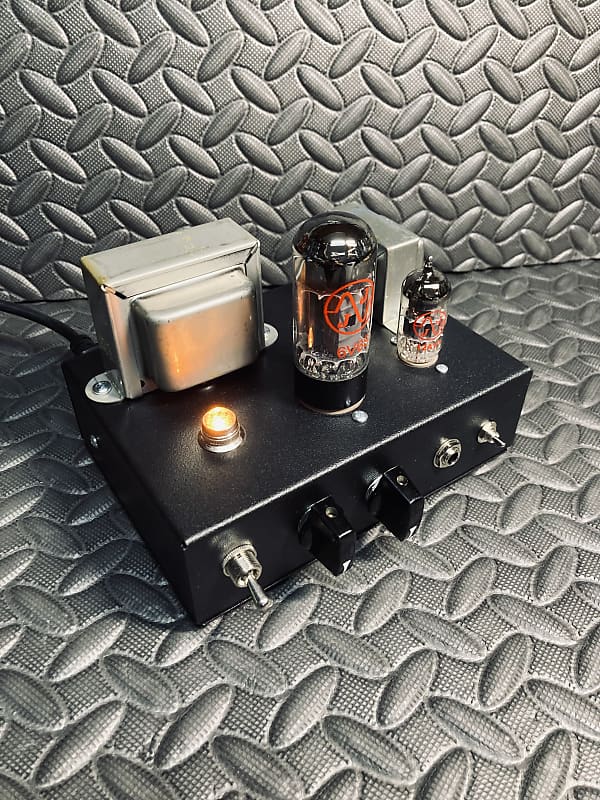 Desktop Mini “Princeton” 5W Tube Amplifier (Based on the 1957 Fender Tweed  5F2A)