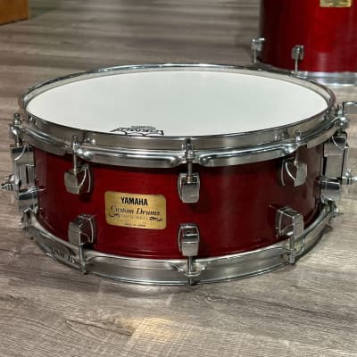 Used Yamaha Maple Custom 5pc Drum Set Red Lacquer image 2
