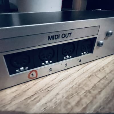 MidiTemp PMM-44 Programmable MIDI Merge MATRIX 4x4 (with MIDI Expander Controller) 1988 - Grey image 10