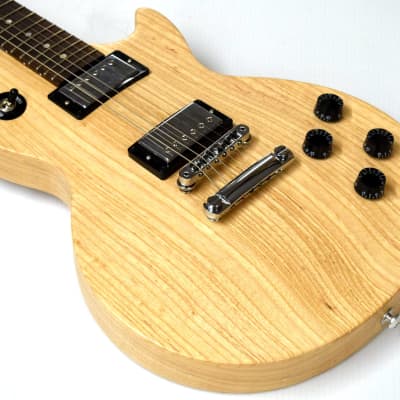 ギター Gibson Les Paul Studio Swamp Ash Gibson Les Paul Swamp Ash Studio - Natural Satin | Sweetwater
