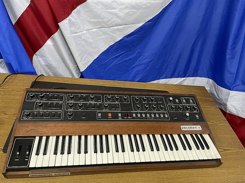 Sequential Circuits Prophet 5 image 1