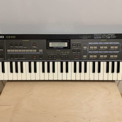 Casio CZ-101 49-Key Synthesizer 1985 - 1988 - Black