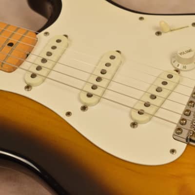 Vintage 1989 Fender 1957 Reissue V0 Stratocaster 57 AVRI Strat - Super Clean!! image 13