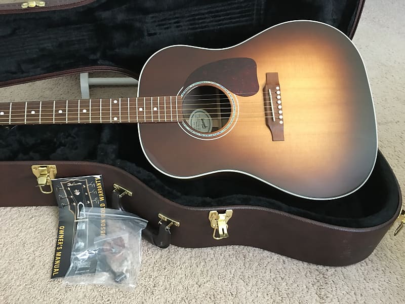 Gibson J-15 2020 - Walnut Burst