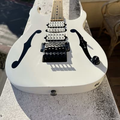 Ibanez PGM300RE-WH 20th Anniversary Paul Gilbert Signature 2009 - White image 19
