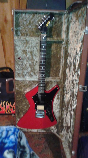 Washburn explorer style guitar discount
