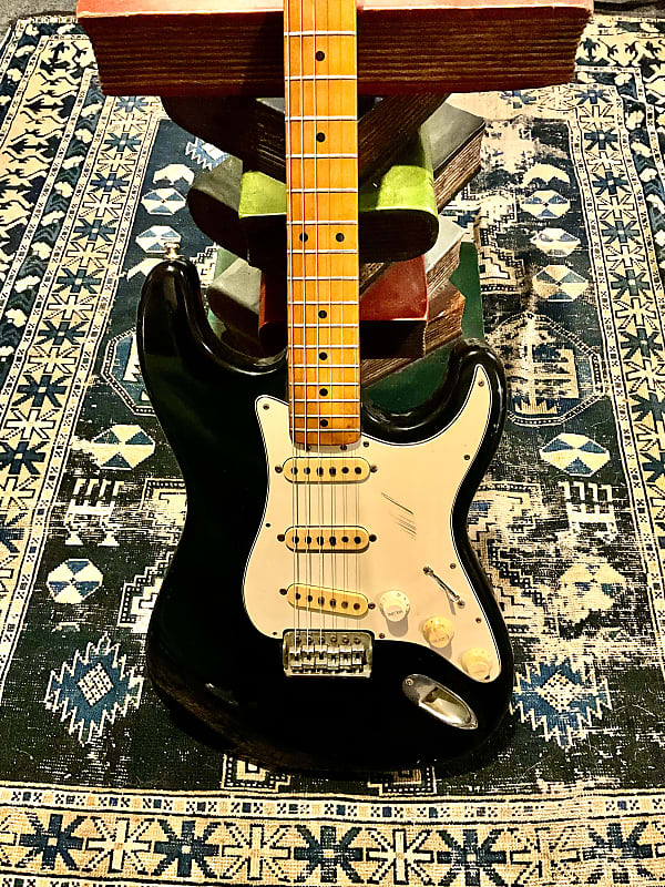 ギター GRECO STRATOCASTER 1974 GNECO MATSUMOKU 1974 Greco Matsumoku Japan Stratocaster Black MIJ | Reverb