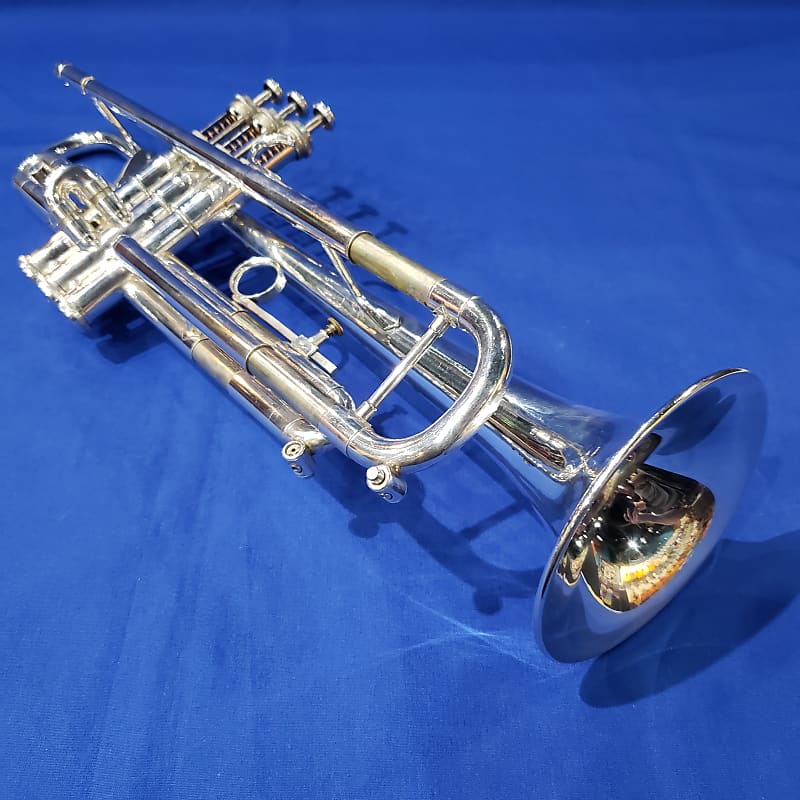 海外最新 Eterna Reverb | Accessories & Case w/ Trumpet Model Severinsen Doc Getzen by 管楽器・吹奏楽器