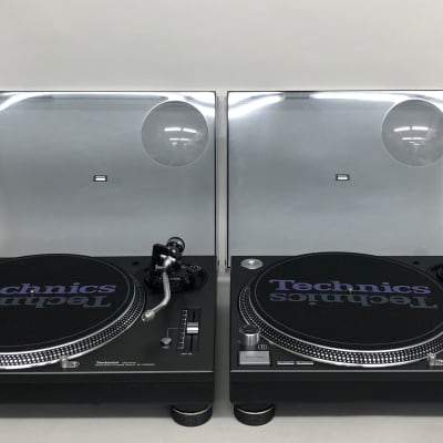 2 Technics SL1200 MK5 in Mint Condition | Reverb