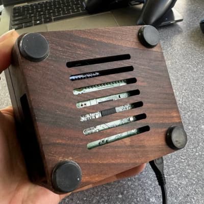 Monome Norns Sheld 210331 With 128gb MicroSD Card And Custom Walnut Wooden Case image 2