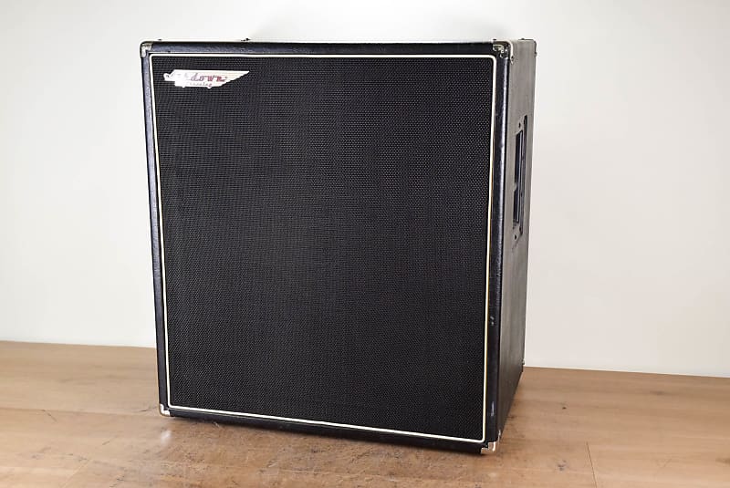 Ashdown MAG 410T Deep 450-watt Bass Cabinet w/Tweeter CG00SSM image 1