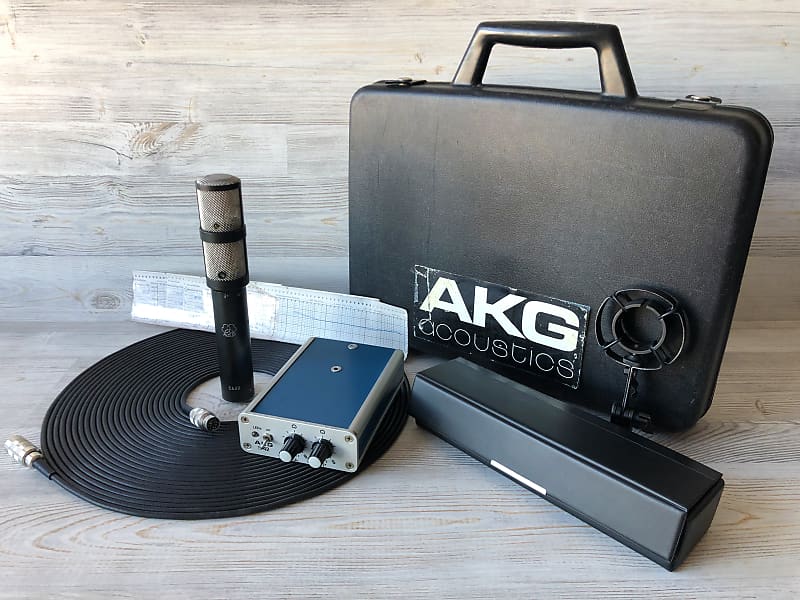 VIDEO! 1979 AKG C422 Exceptional Condition Stereo Reverb Canada