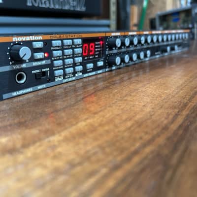 Novation Drum Station - 808 909 clone + Din Sync