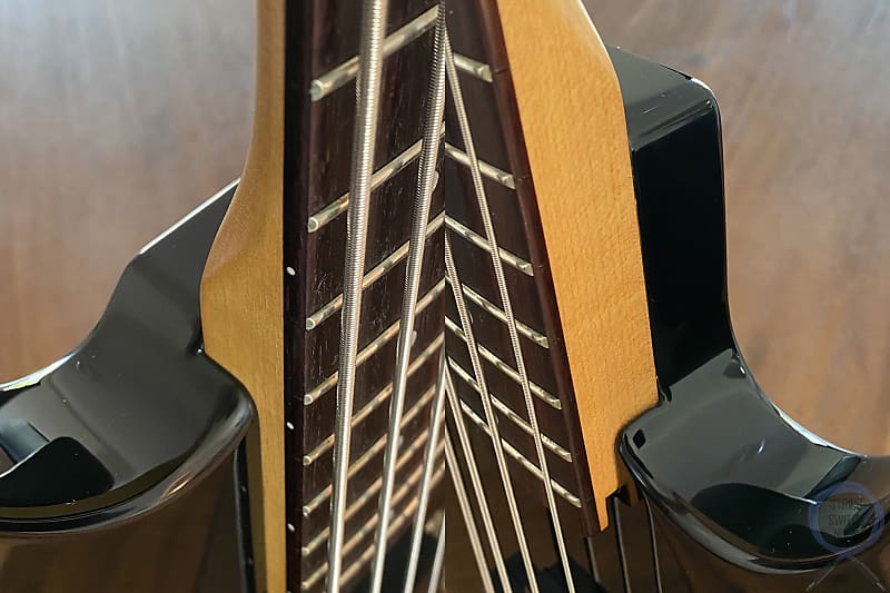 Fernandes Bass, Limited Edition, PJ, Medium Scale, Black MIJ Fernandes Bass, Limited Edition, PJ, Medium Scale, Black MIJ