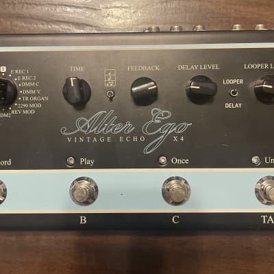 TC Electronic Alter Ego X4 Vintage Delay & Looper