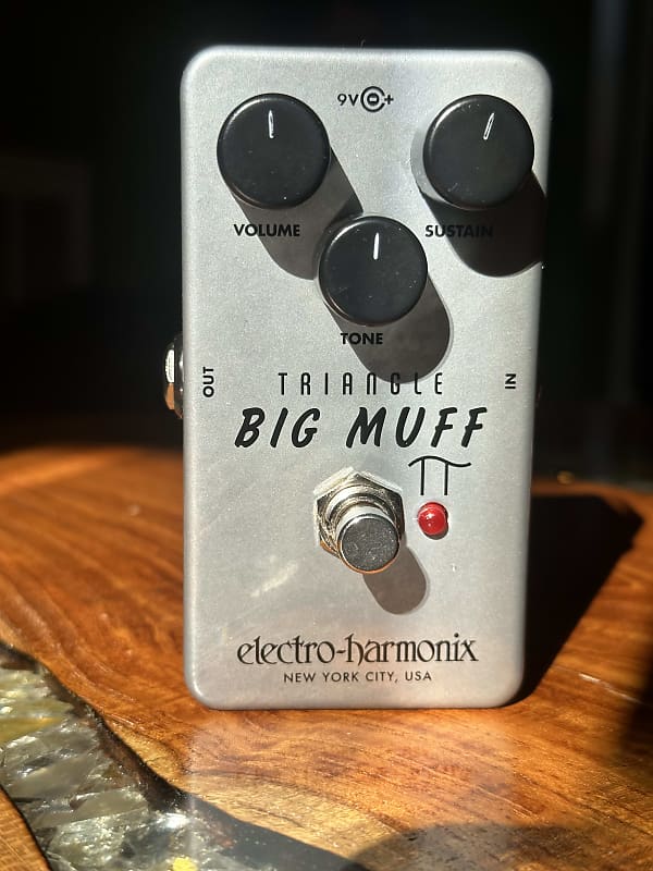 Electro-Harmonix Triangle Big Muff Pi