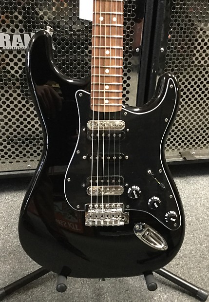 Fender Black and Chrome HH stracaster