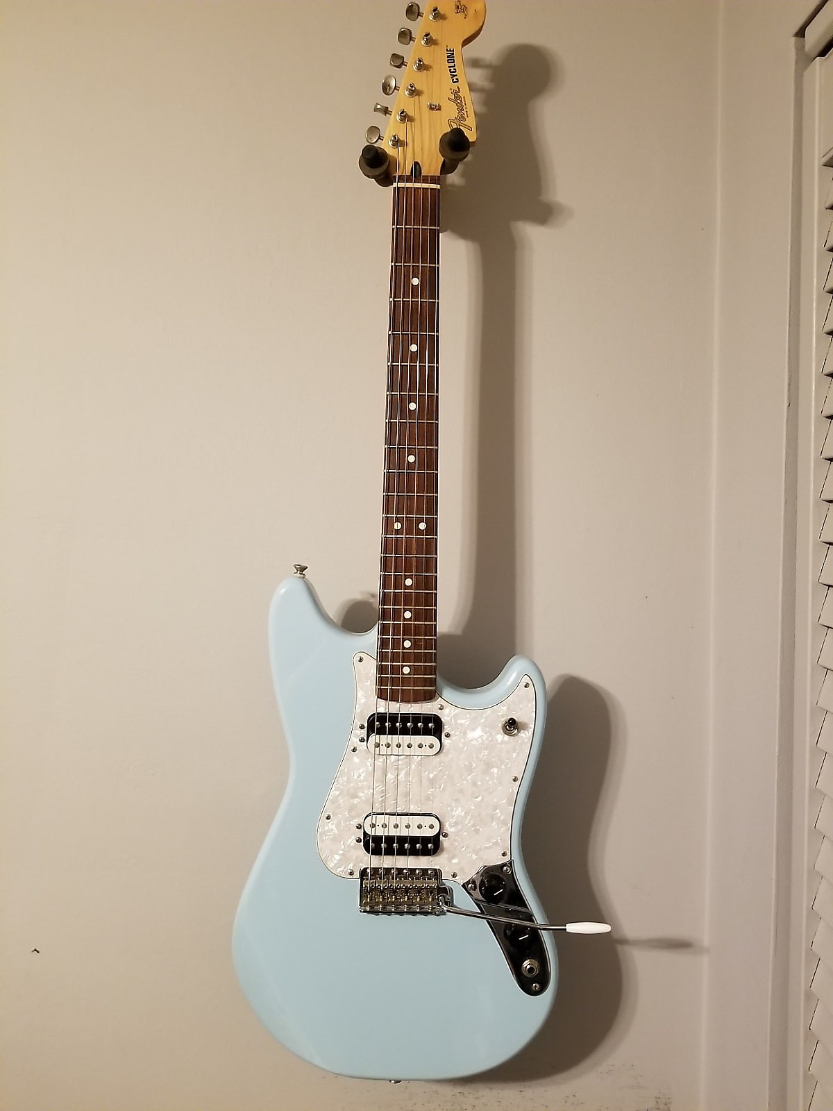 Fender Deluxe Series Cyclone HH | Reverb