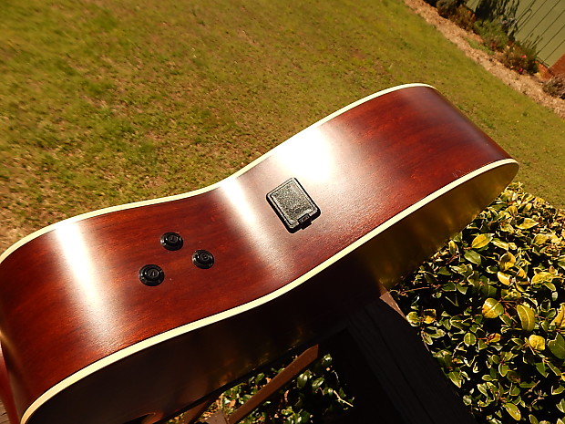 Yamaha fg441c best sale
