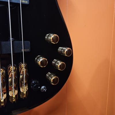 Yamaha BBNE2 Nathan East Signature Bass 2024 - Black image 3