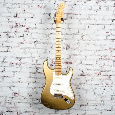 USED Fender - B2 Postmodern Stratocaster® - Electric Guitar - Journeyman Relic® - Maple Fingerboard - Aged Aztec Gold - w/ Custom Shop Hardshell Case - x6342 image 2