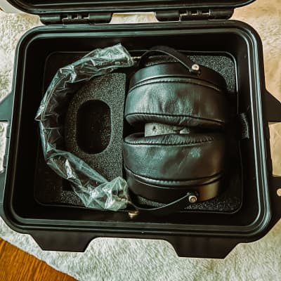Audeze LCD-X Creator Package Over-Ear Headphones 2010s - Black image 2