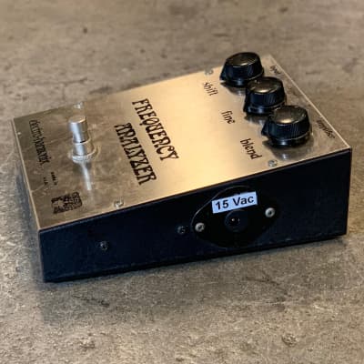 ギター electro harmonix frequency analyzer v1 Frequency Analyzer Ring Modulator | FREQUENCY | Electro-Harmonix