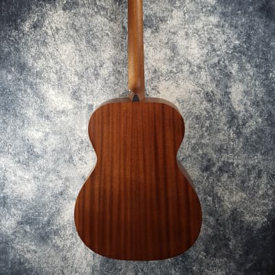 Martin 000-10E All-Solid Electro Acoustic Guitar - Re-Sale (Good Condition) image 3