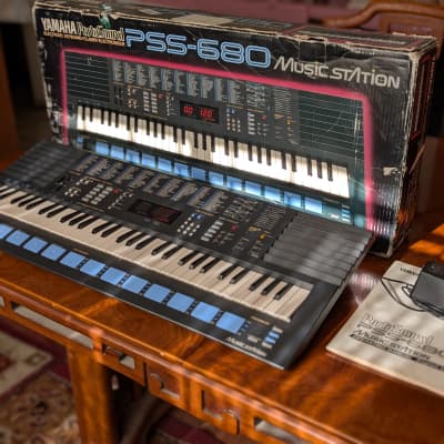 Vintage Yamaha PSS-680 FM Synthesizer w/ Box, OEM Power Supply, 52-page Manual - Video Demo