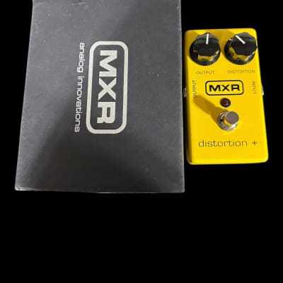 MXR M104 Distortion + | Reverb