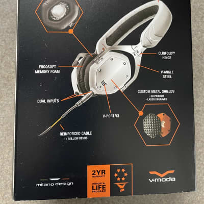 V-Moda VMXSSW XS On-Ear Headphones 2010s - White Silver image 2