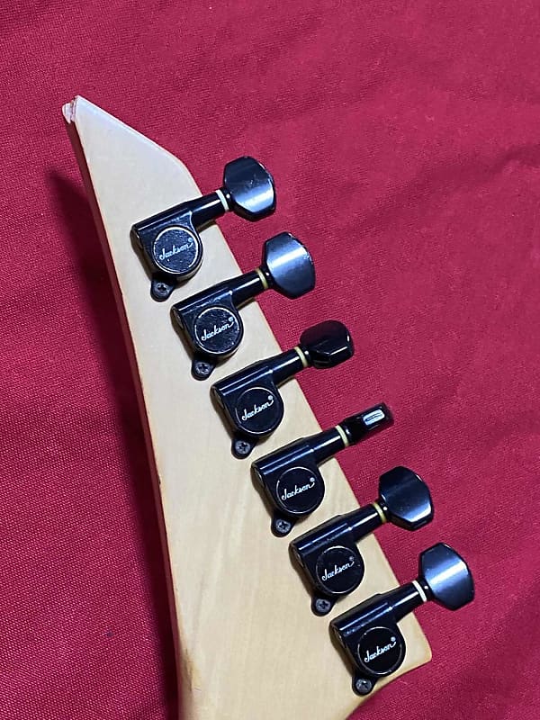 ギター Charvel by Jackson DK-065 SSH 1990 Charvel by Jackson DK-065-SSH Model 3 Superstrat Shell
