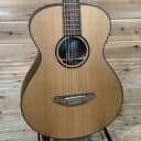 Breedlove Discovery S Concertina Acoustic Guitar - Natural