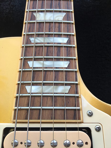 Gibson Les Paul Traditional ゴールド 2010年製 2010 Gibson Les Paul Traditional Pro Goldtop | Guitar Chimp